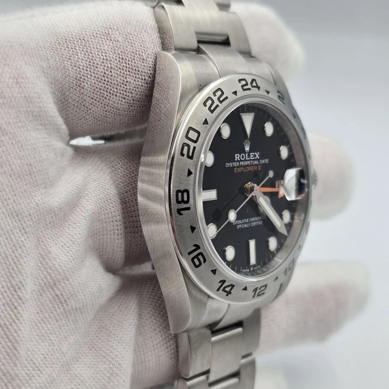 PAPERS 2024 Rolex Explorer II 42mm 226570 Stainless Steel Black Dial BOX