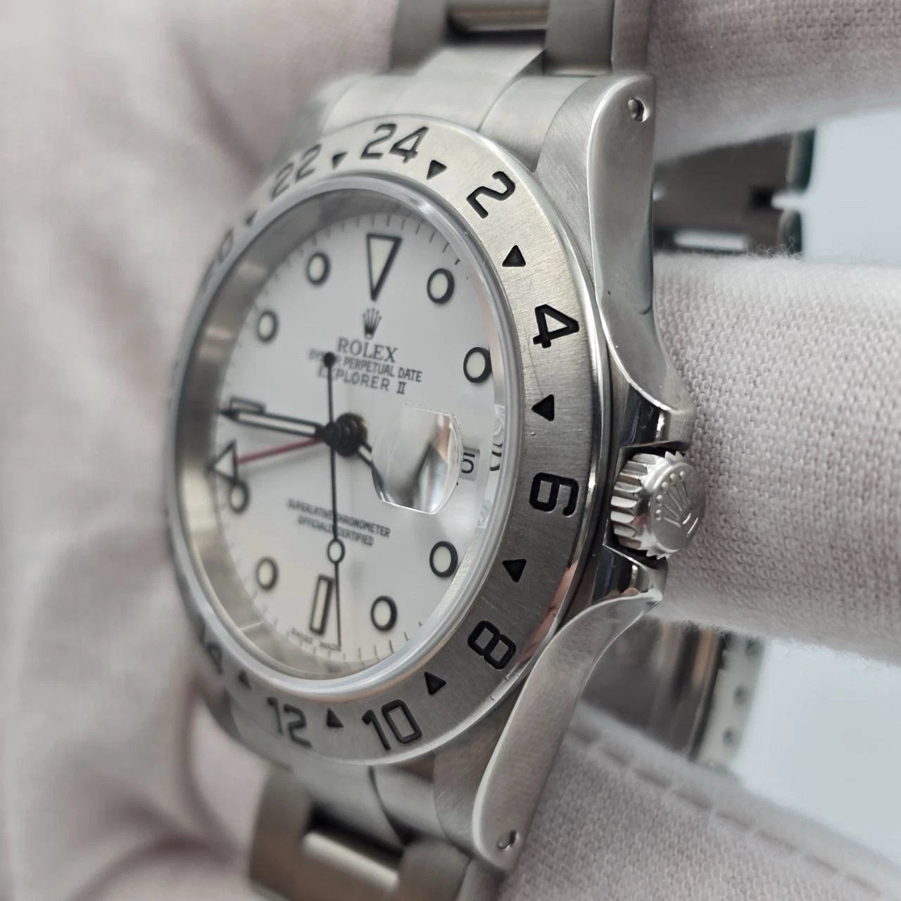 Rolex 16570 Explorer II Polar White Stainless Steel Automatic 40mm Watch