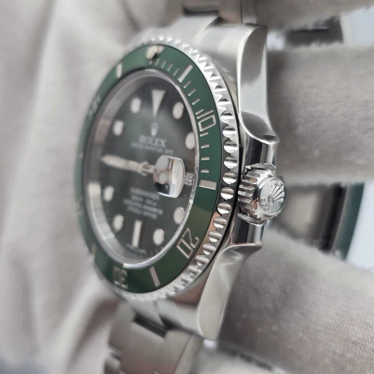 Rolex Submariner Hulk 116610LV