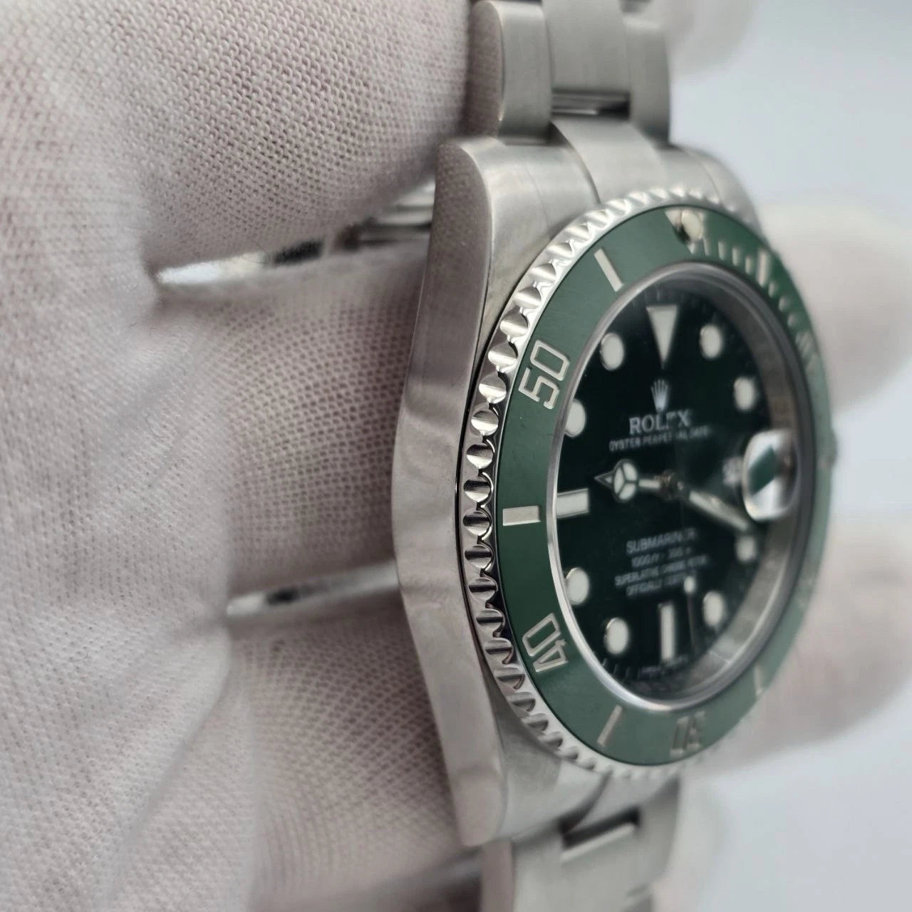 MINT 2015 Rolex Submariner Hulk 116610LV Green 40mm Ceramic Watch BOX