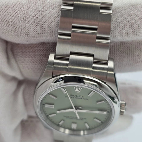 NEW 2026 Rolex Oyster Perpetual Pistachio 36mm Stainless Steel 126000 UNWORN