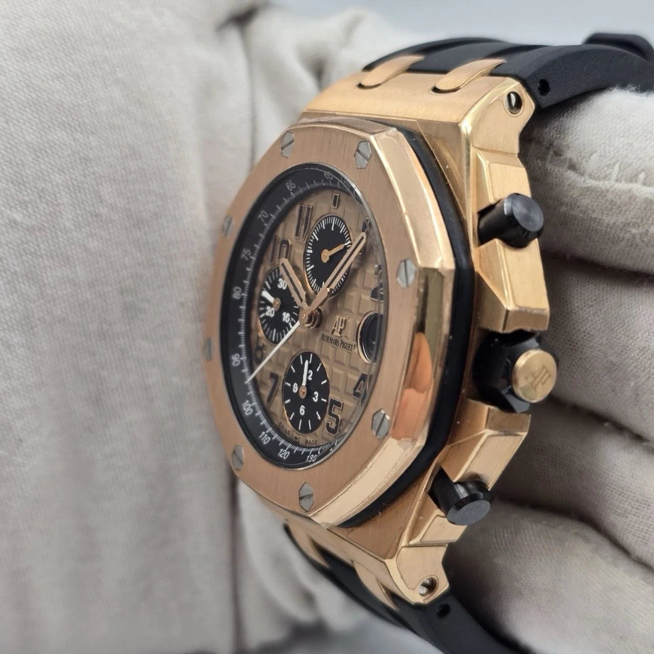Audemars Piguet Royal Oak Offshore 26470OR 3