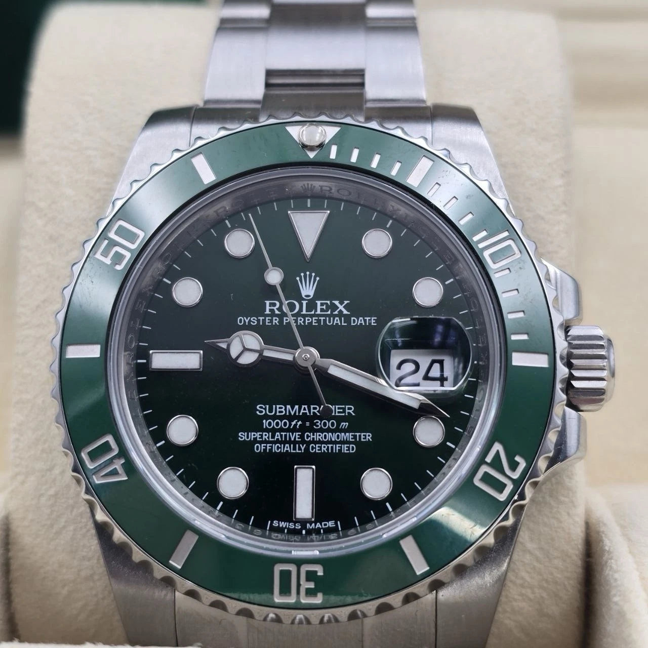 MINT 2015 Rolex Submariner Hulk 116610LV Green 40mm Ceramic Watch BOX