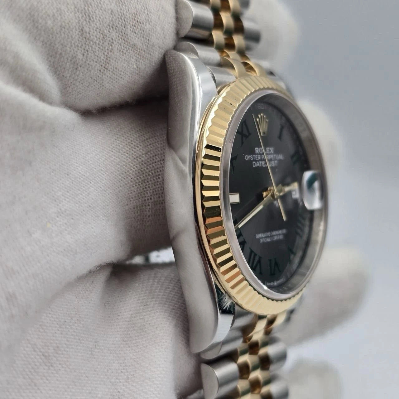 PAPERS 2025 Rolex Datejust 36mm Wimbledon Yellow Gold Fluted Jubilee 126233 BOX