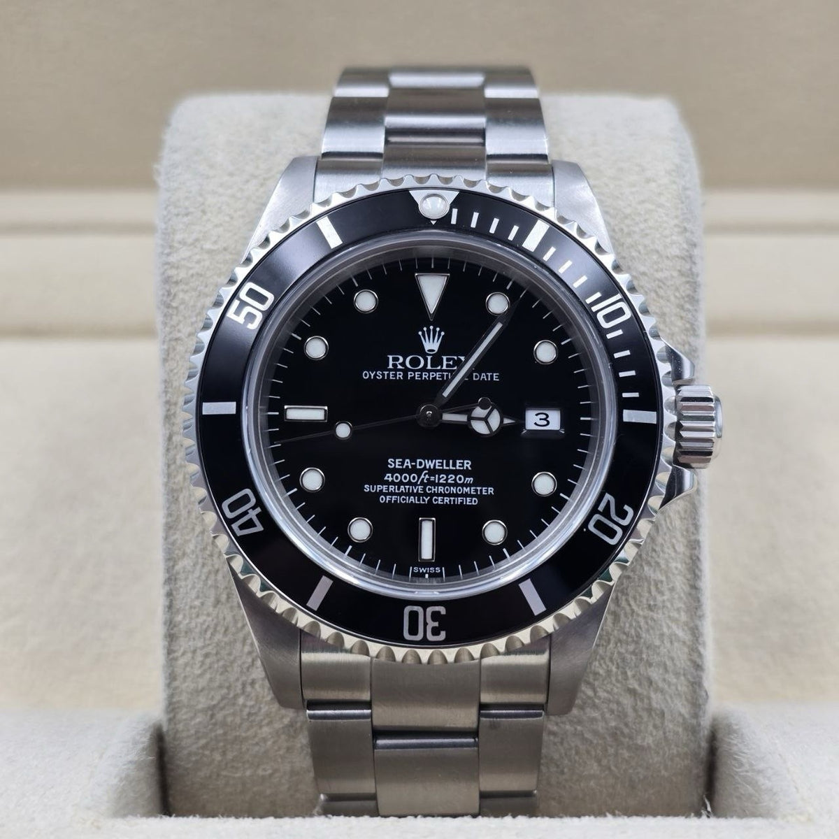 Rolex Sea-Dweller 16600 Stainless Steel Black Dial 40mm Watch