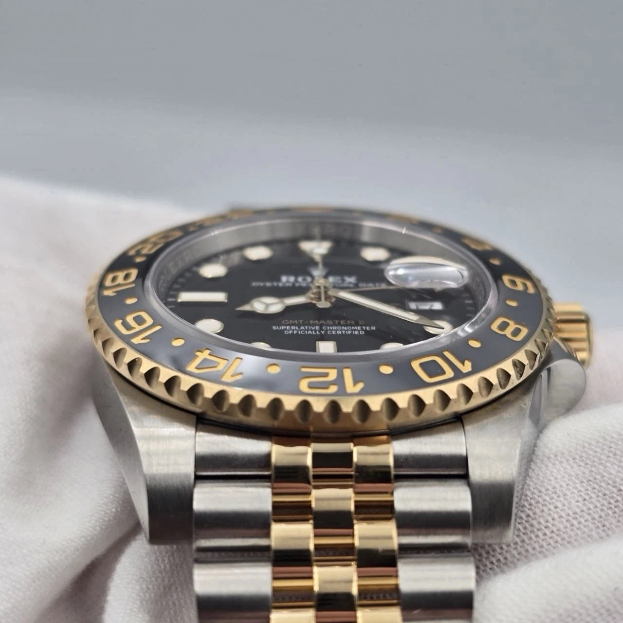 PAPERS 2025 Rolex GMT-Master II 40mm 126713GRNR Two-Tone Zombie Jubilee BOX