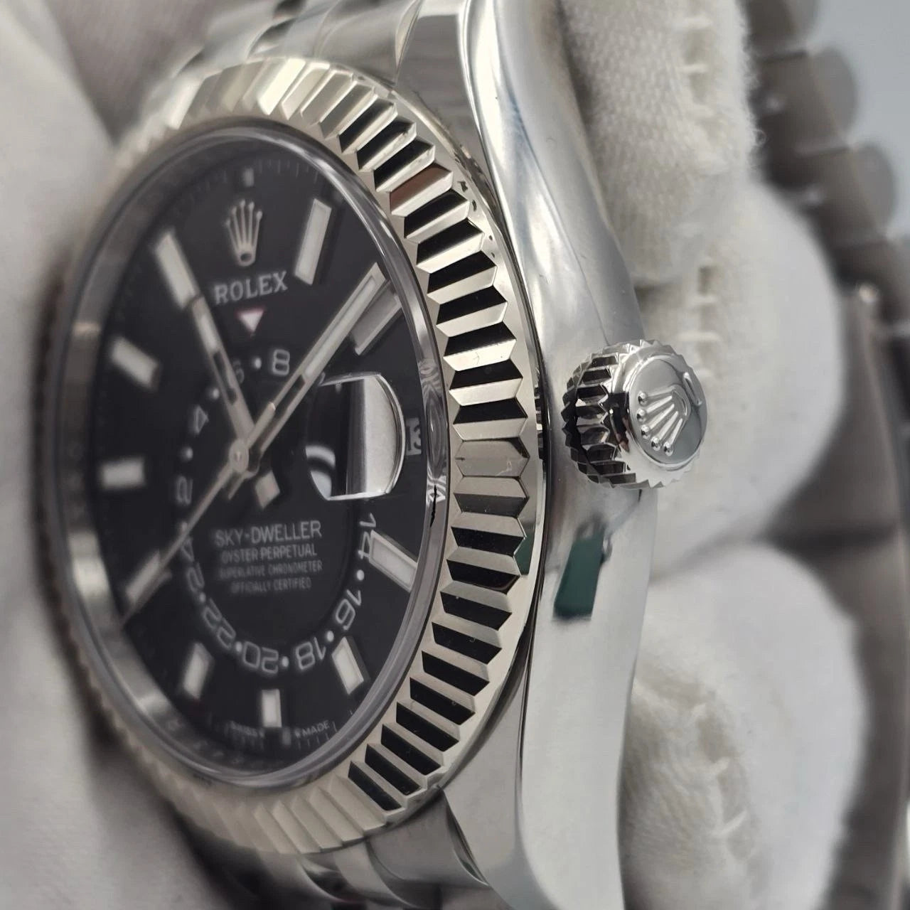 MINT 2024 PAPERS Rolex Sky-Dweller 42mm Black Dial Jubilee Bracelet 336934 BOX