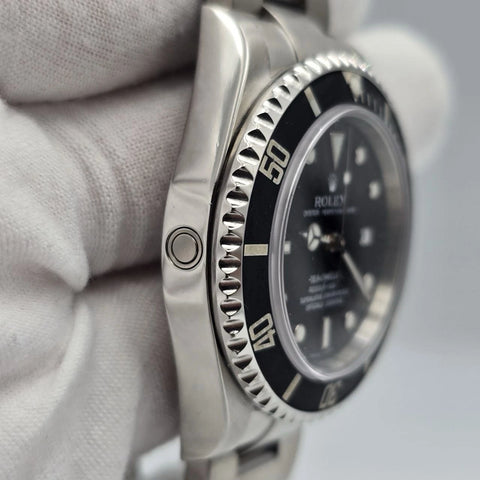 PAPERS 2005 Rolex Sea-Dweller 16600 Stainless Steel Black Dial 40MM Watch + RSC