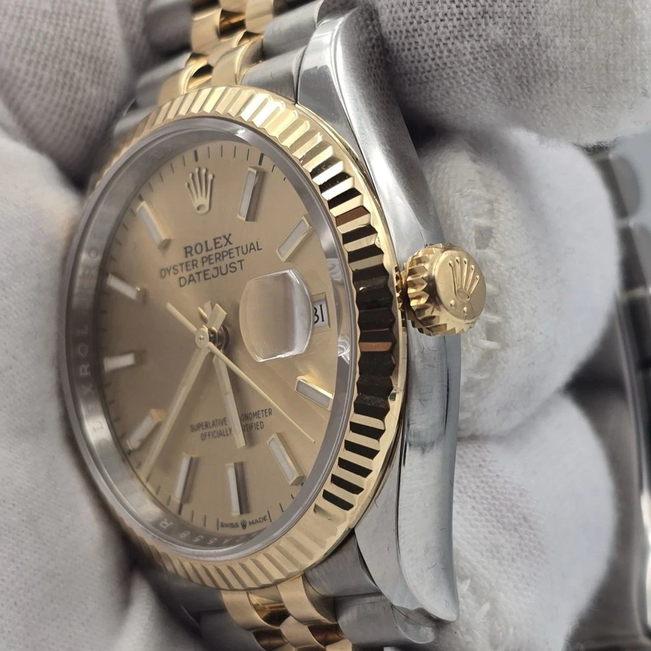PAPERS 2020 Rolex Datejust 36mm Jubilee 126233 Two-Tone Champagne Dial BOX