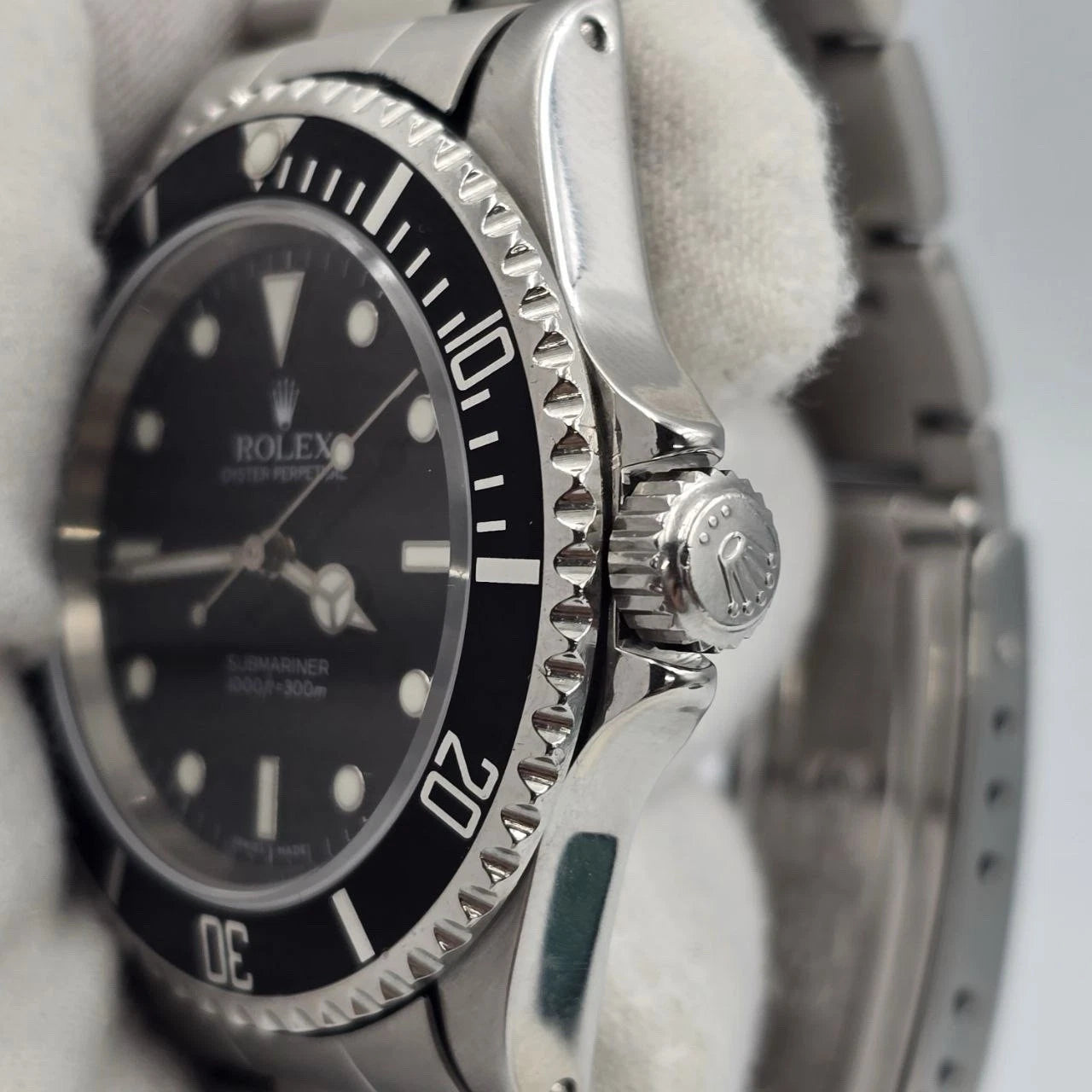MINT Rolex Submariner No Date 14060M 2 Liner Black Dial 40mm Watch