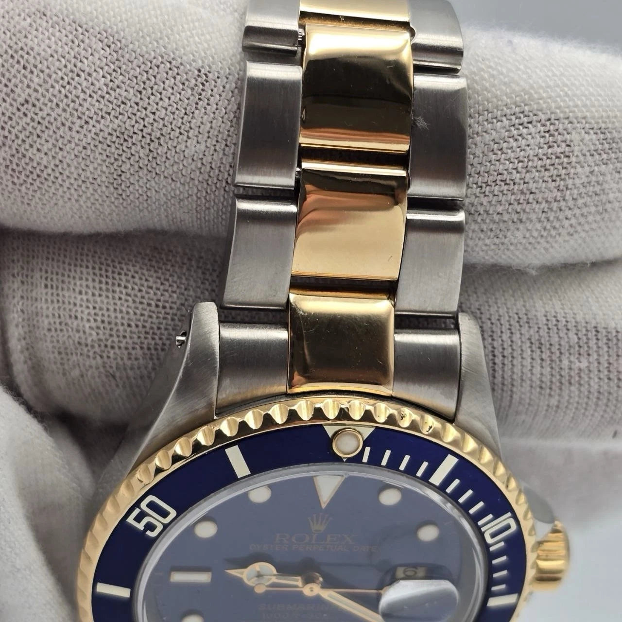 Rolex Submariner Date 16613 Blue Dial Gold Buckle Two Tone Steel Gold 40mm Watch