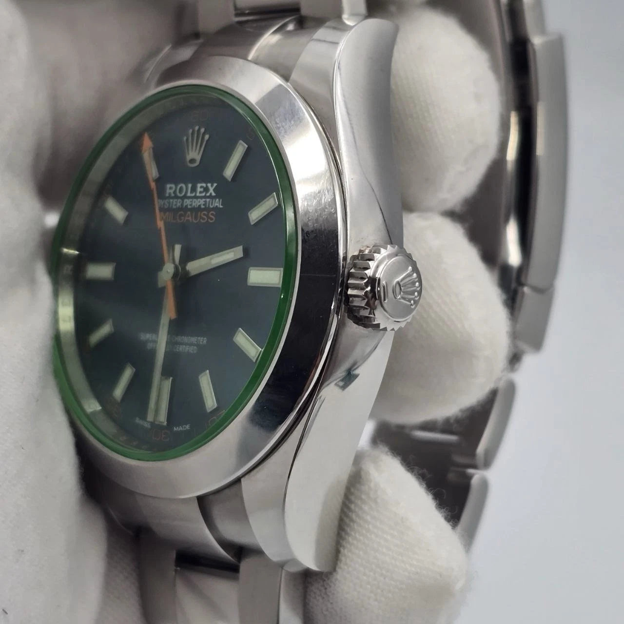 PAPERS 2022 Rolex Milgauss 40mm Steel Blue Dial Green Crystal 116400GV BOX