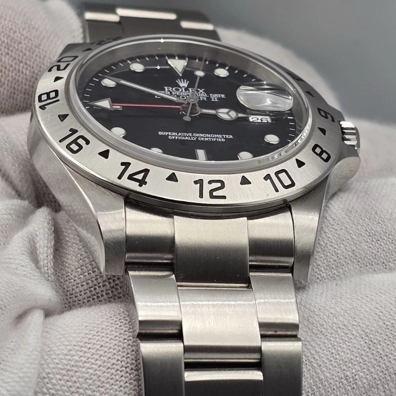 2005 Rolex Explorer II 16570 Steel Black Dial NO HOLES Automatic Date Watch 40MM