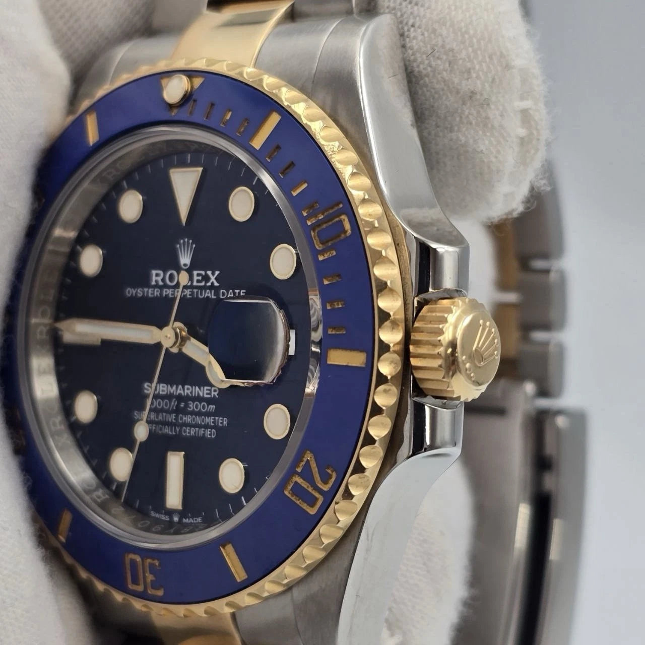 PAPERS 2021 Rolex Submariner Blue Dial Two Tone Gold 41mm Watch 126613LB BOX