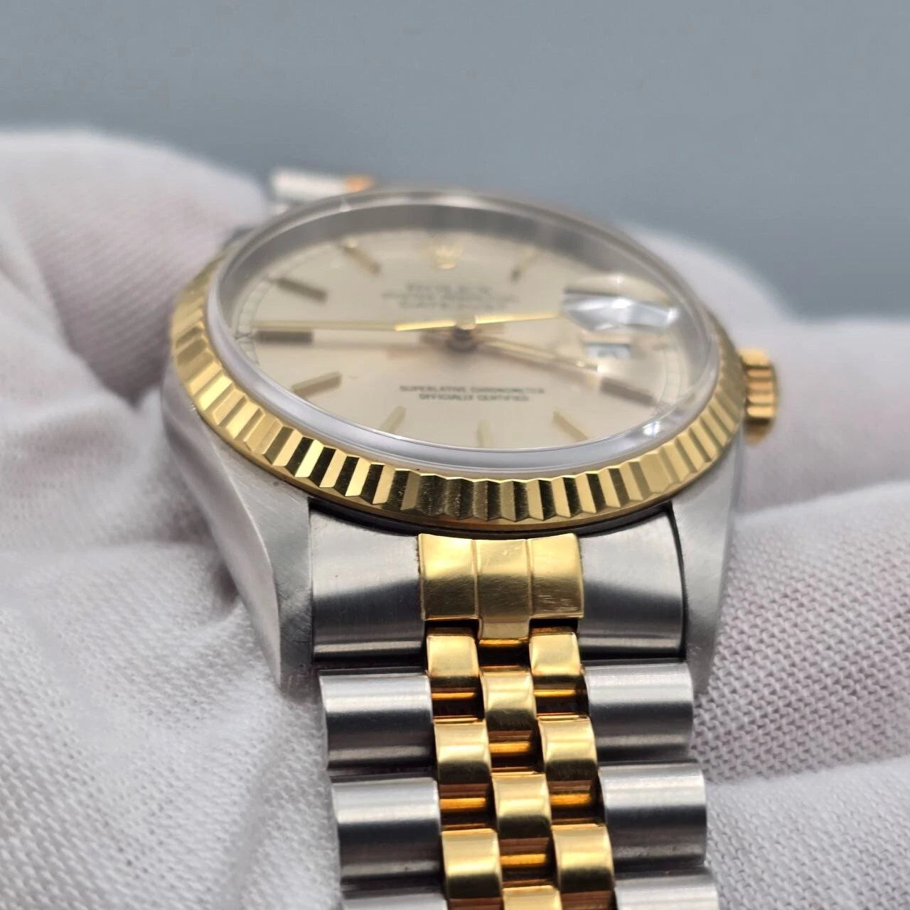 PAPERS Rolex Datejust Yellow Gold Steel Silver Dial 36mm NO HOLES 16233 Watch