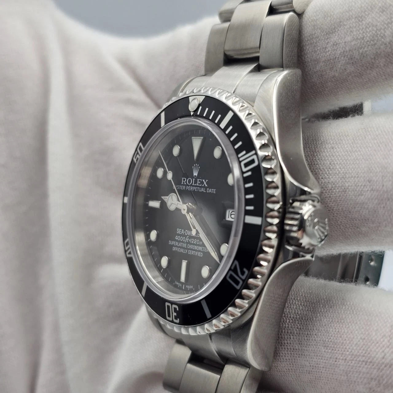 2007 PAPERS Rolex Sea-Dweller 16600 Stainless Steel Black Dial 40mm Watch