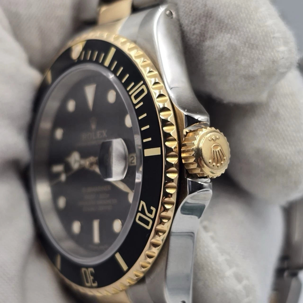 2020 RSC Rolex Submariner Date Black Yellow Gold Steel 40mm Watch 16613