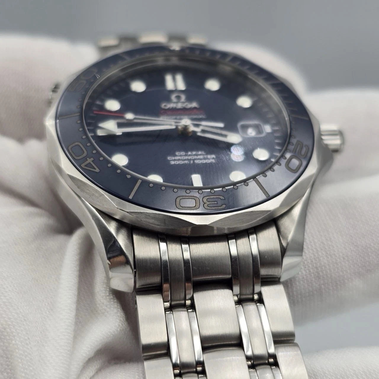 Omega Seamaster Professional 300M CoAxial 212.30.41.20.03.001 Chronometer Blue