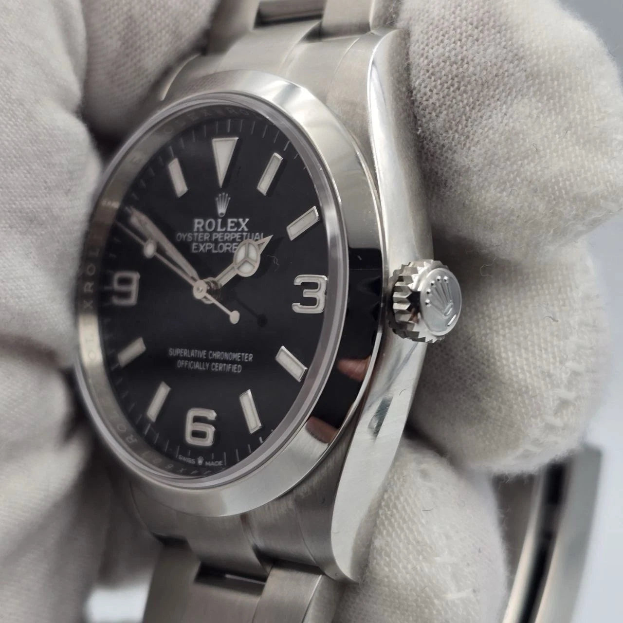 PAPERS MINT 2022 Rolex Explorer Black Dial Stainless Steel 36mm Watch 124270 BOX