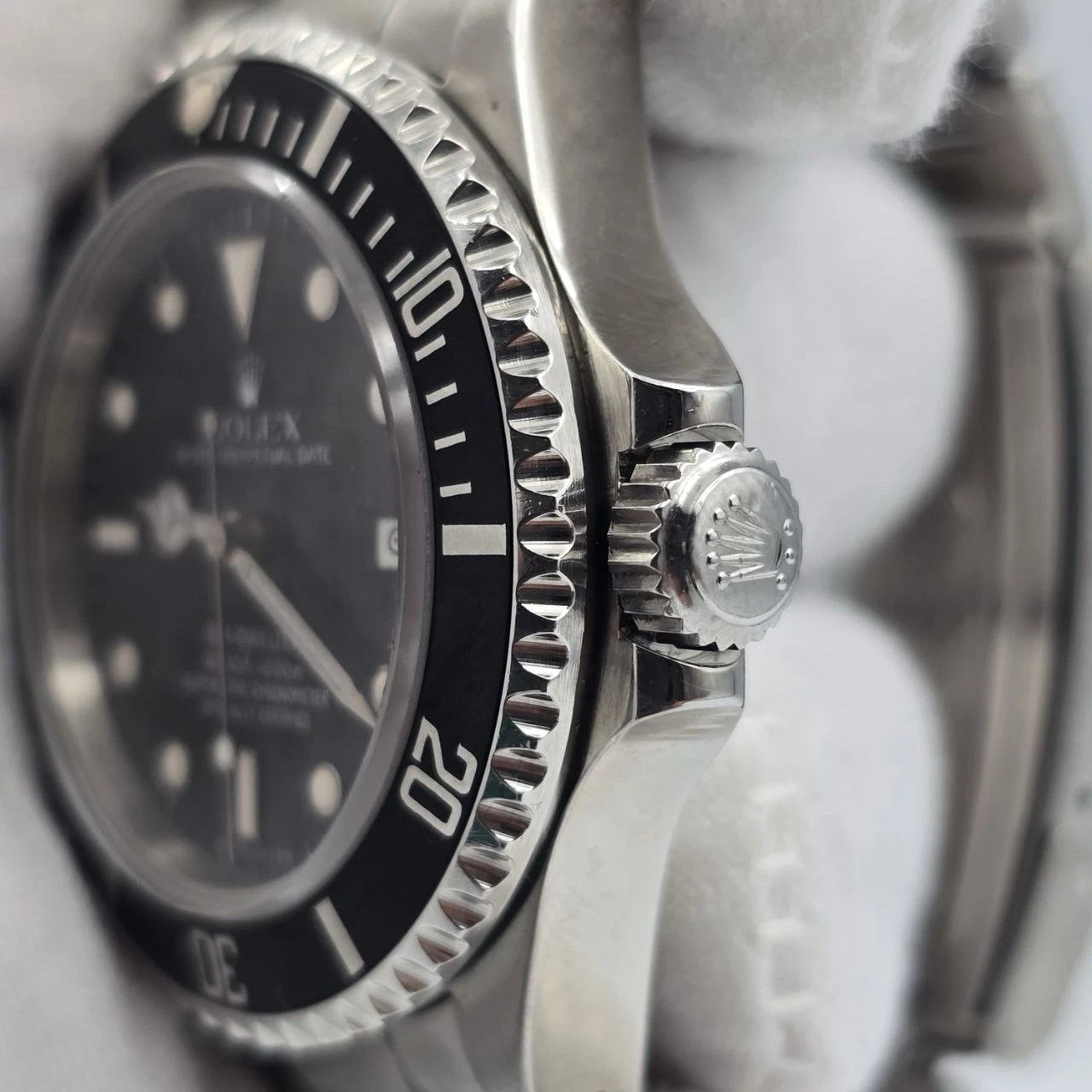Rolex Sea-Dweller 16660 Triple Six Black Dial Steel Oyster 40mm Watch