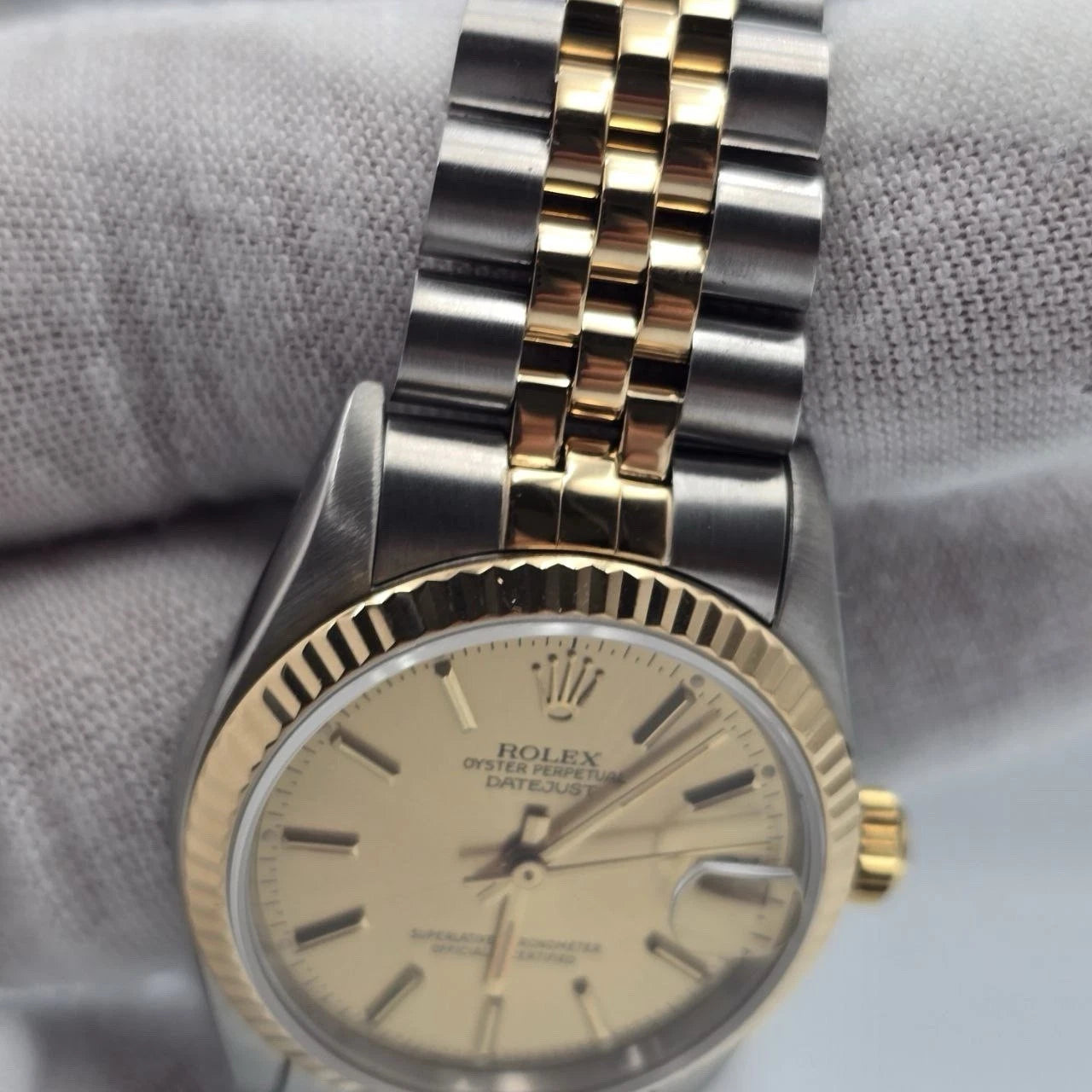 PAPERS MINT Rolex Datejust Ladies 31mm 18k Two Tone 68273 Champagne Dial Watch