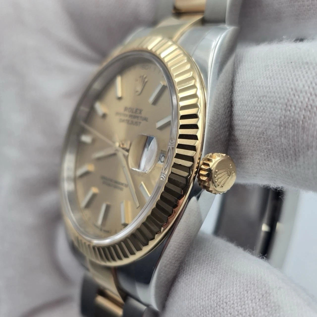 2020 PAPERS Rolex Datejust 41 Champagne Dial Oyster 18K Gold Steel 126333 BOX
