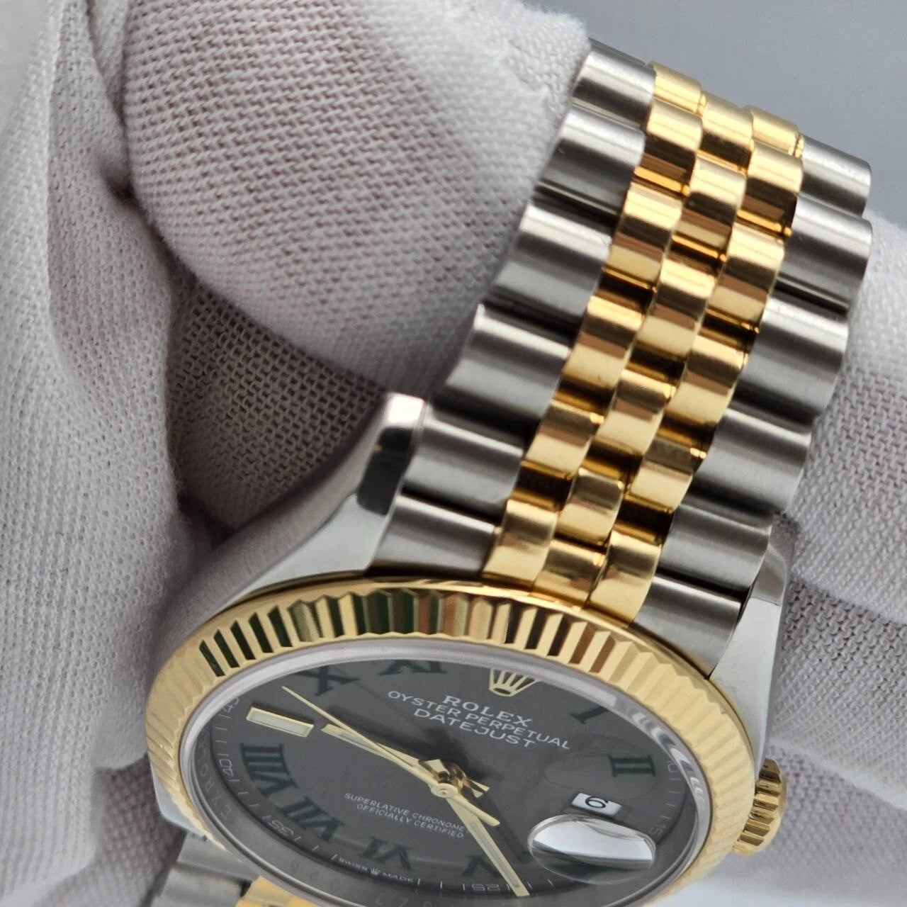 2023 Rolex Datejust 36mm Wimbledon Yellow Gold Fluted Bezel Jubilee 126233 B+P
