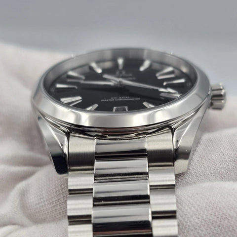 PAPERS 2025 Omega Seamaster Aqua Terra Black Dial 41mm 220.10.41.21.01.002 BOX