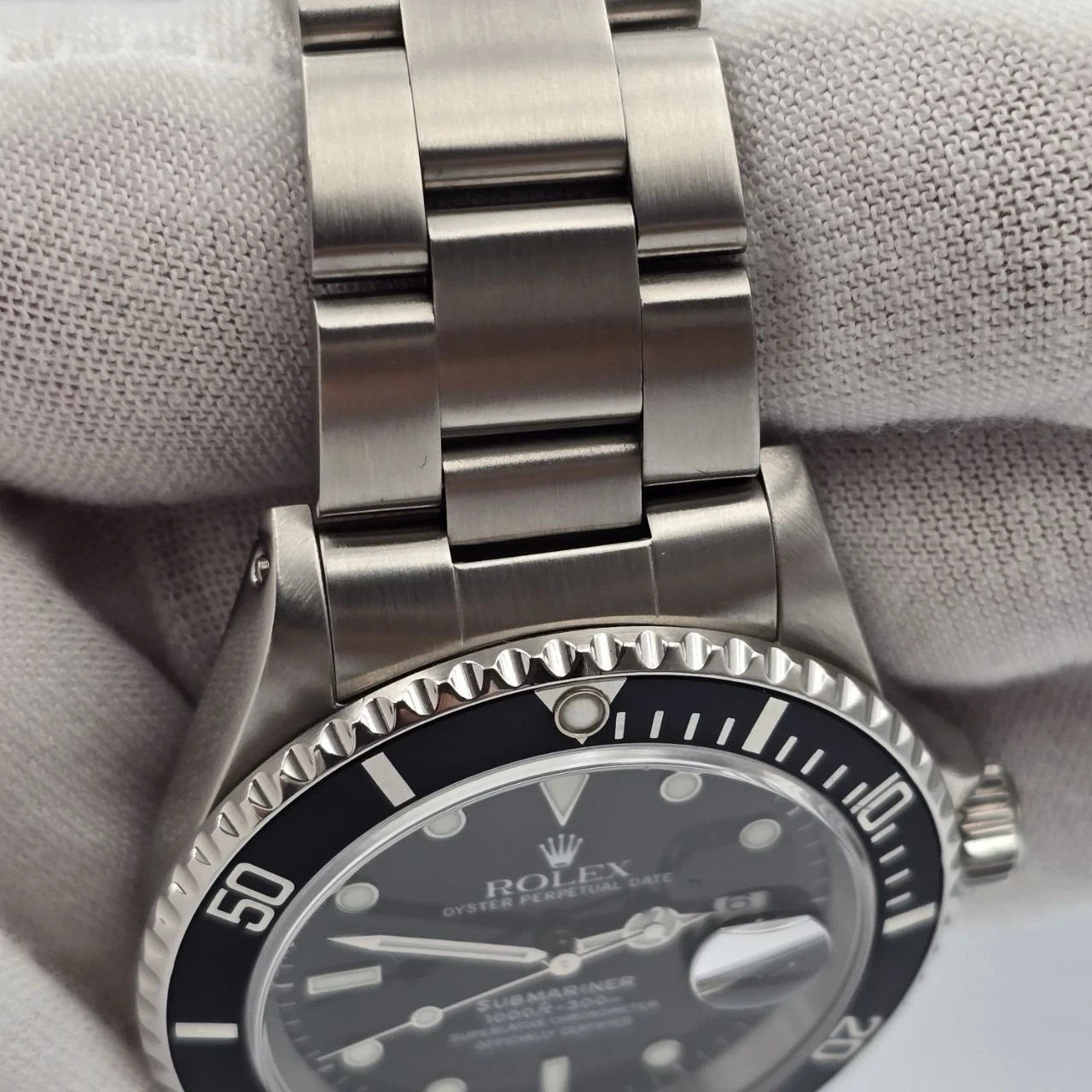 Rolex Submariner Date 16610 Black Dial Stainless Steel Oyster 40mm