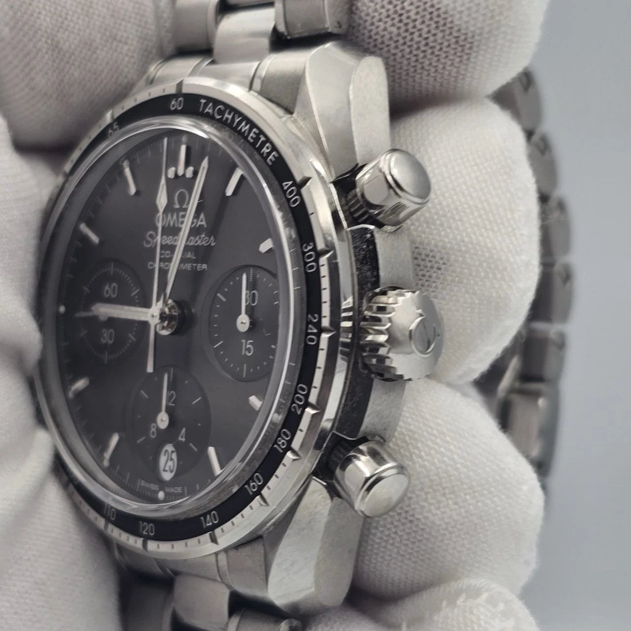 PAPERS 2020 Omega Speedmaster 38mm Grey Dial Watch 324.30.38.50.06.001 BOX