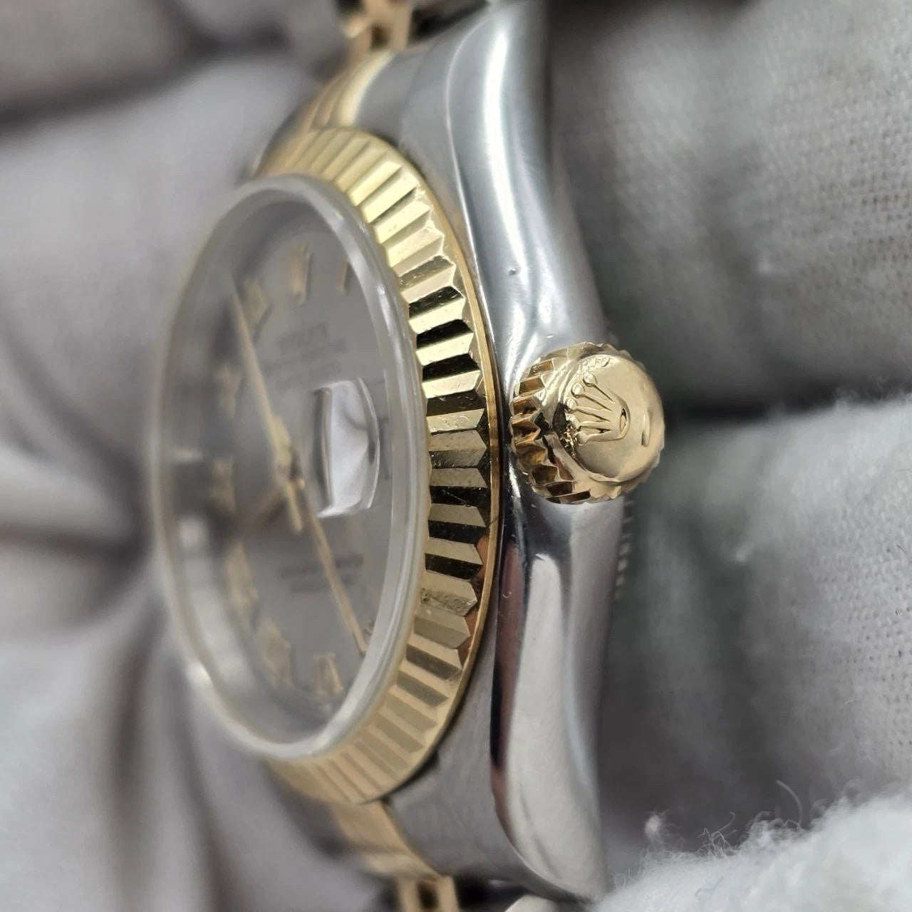 PAPERS Rolex MINT Two Tone Lady-Datejust 69173 Grey Roman Dial Jubilee Bracelet