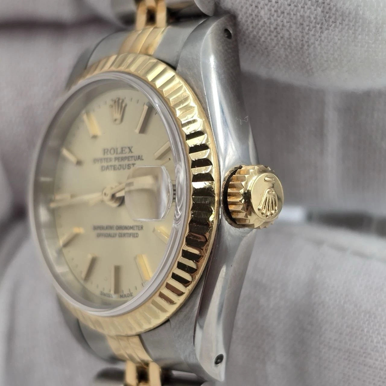 PAPERS Rolex Datejust 26mm Silver Dial Two Tone Jubilee Watch 69173 BOX