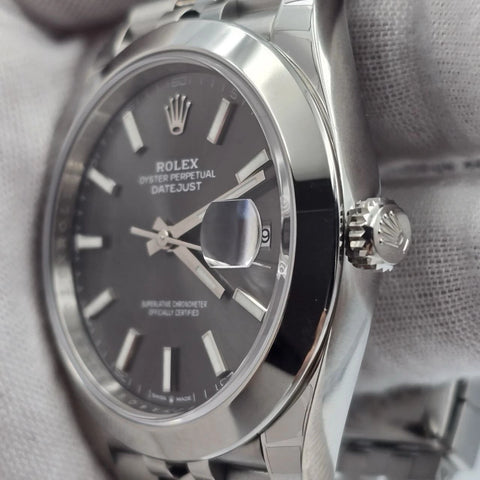 NEW 2025 Rolex Datejust 41mm Smooth Rhodium Dial Jubilee Bracelet 126300 UNWORN