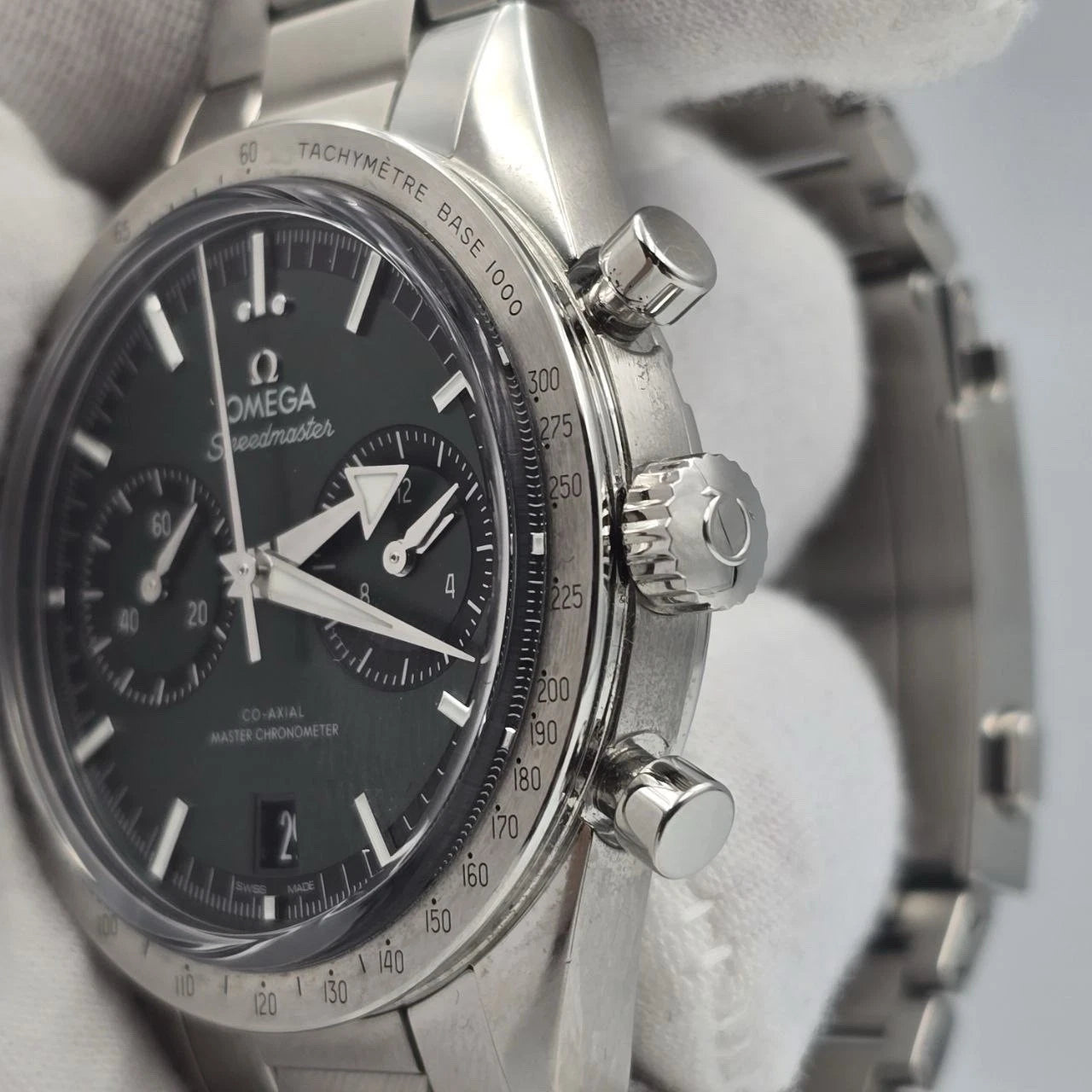 2023 PAPERS Omega Speedmaster '57 Green Dial Chronograph 332.10.41.51.10.001 BOX