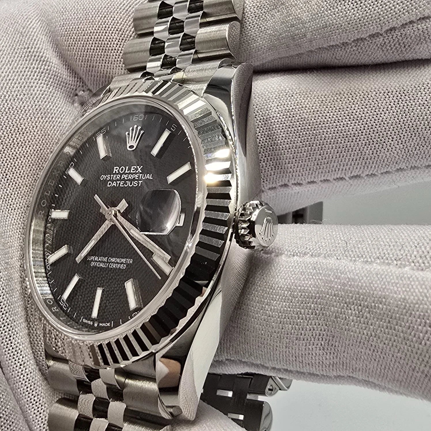 NEW 2025 Rolex Datejust 41mm 126334 Black Jubilee Fluted Bezel UNWORN