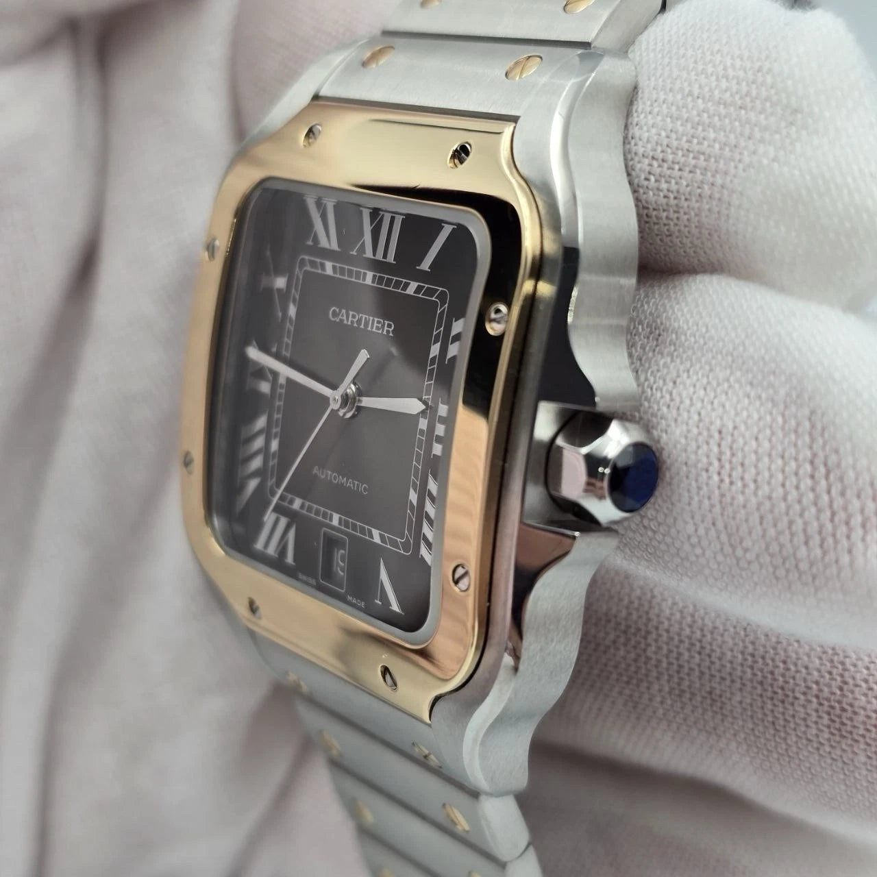 2025 Cartier Santos De Cartier Anthracite Grey Dial Men's Gold Bezel W2SA0030