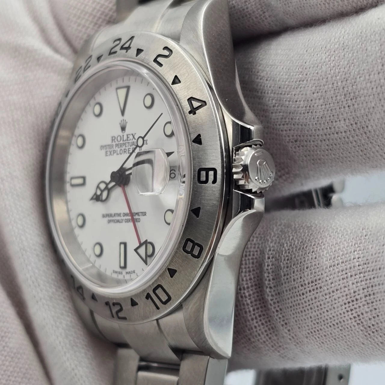PAPERS Rolex 16570 Explorer II White 40mm Steel NO HOLES Oyster Date Watch