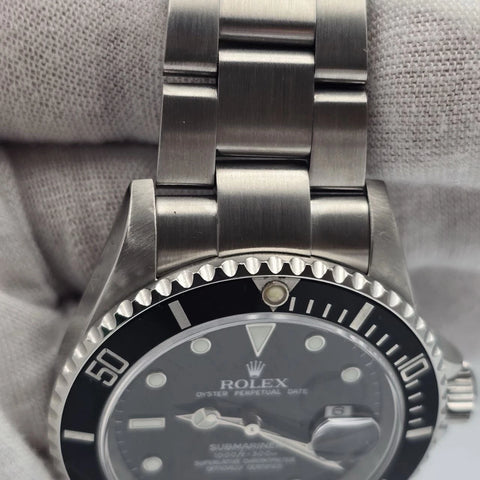 MINT PAPERS 2004 Rolex Submariner Date NO HOLES Black Dial 40mm Watch 16610
