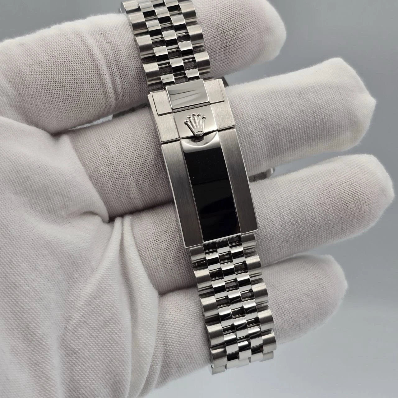 Rolex GMT-Master II 126710GRNR Bruce Wayne