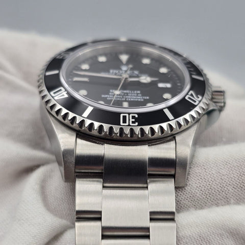 2006 Rolex Sea-Dweller Stainless Steel Black Dial 40mm Watch 16600