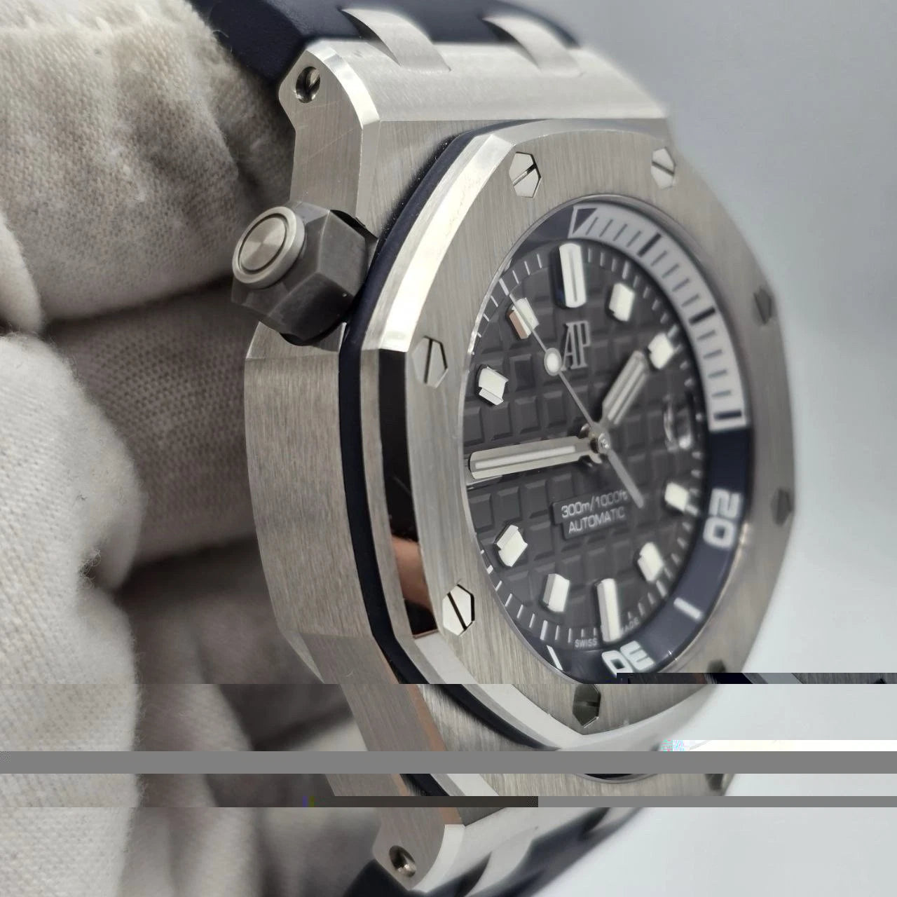 Audemars Piguet Royal Oak Offshore 15720ST