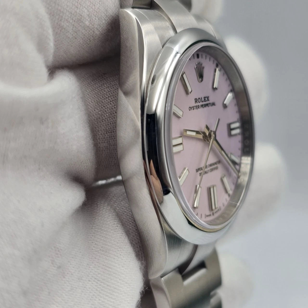 NEW 2026 Rolex Oyster Perpetual Stainless Steel 41mm Candy Pink Dial 134300