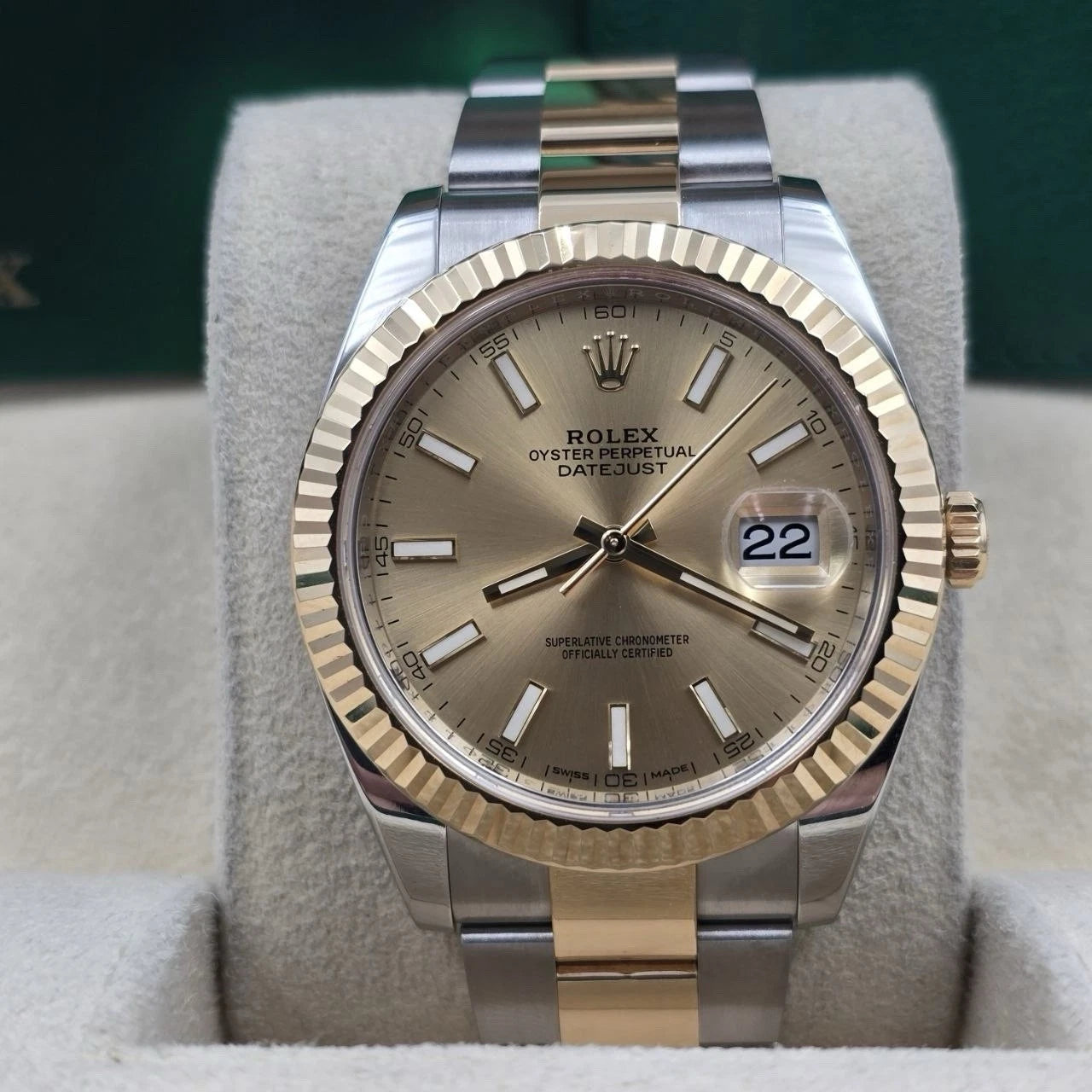 2017 PAPERS Rolex Datejust 41mm Champagne Dial Oyster 18K Gold Steel 126333 BOX
