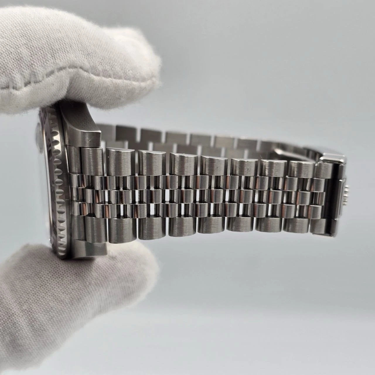 MINT PAPERS 2020 Rolex GMT Master Pepsi Red Blue Jubilee 126710BLRO Watch BOX