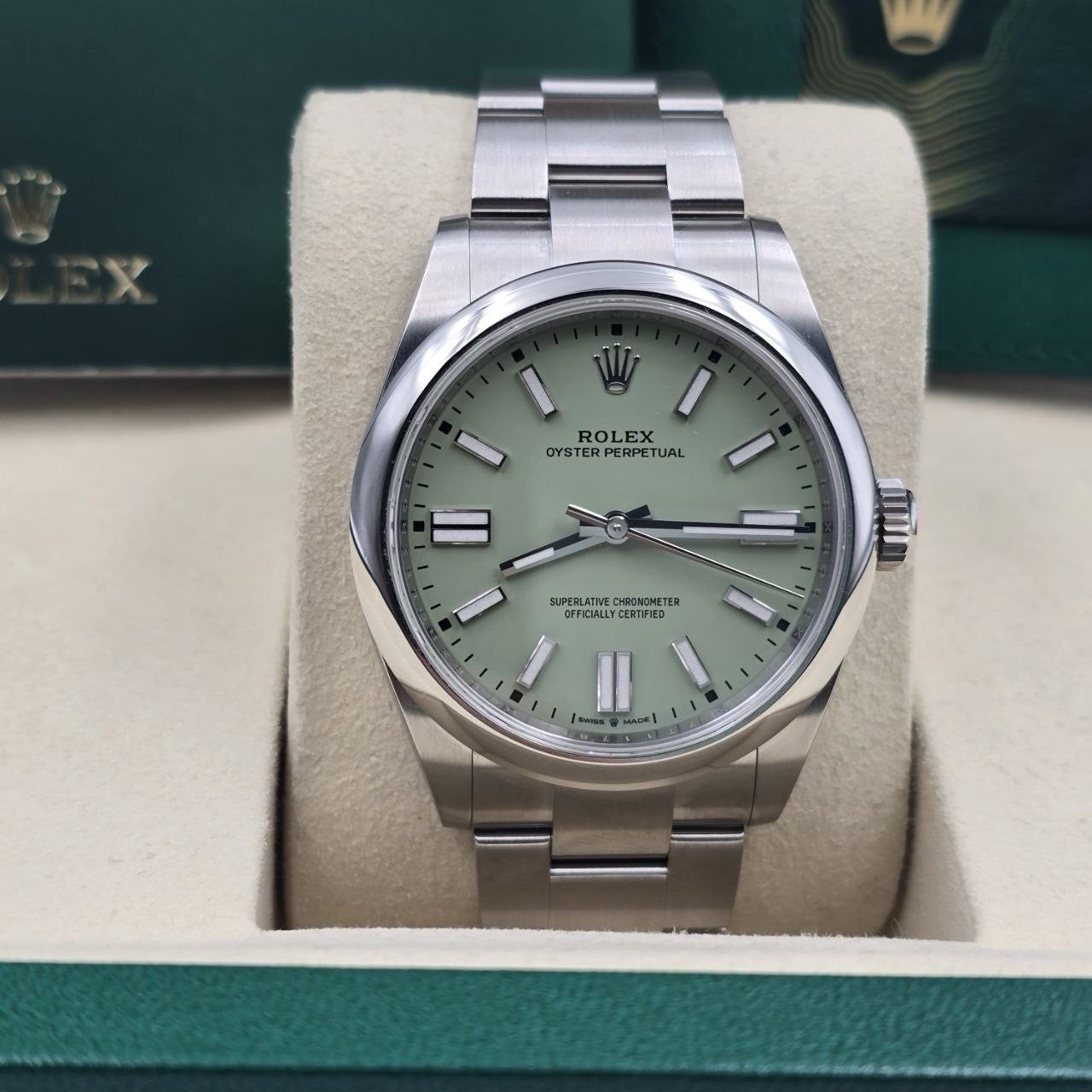 NEW 2026 Rolex Oyster Perpetual Pistachio Dial Stainless Steel 41mm 134300
