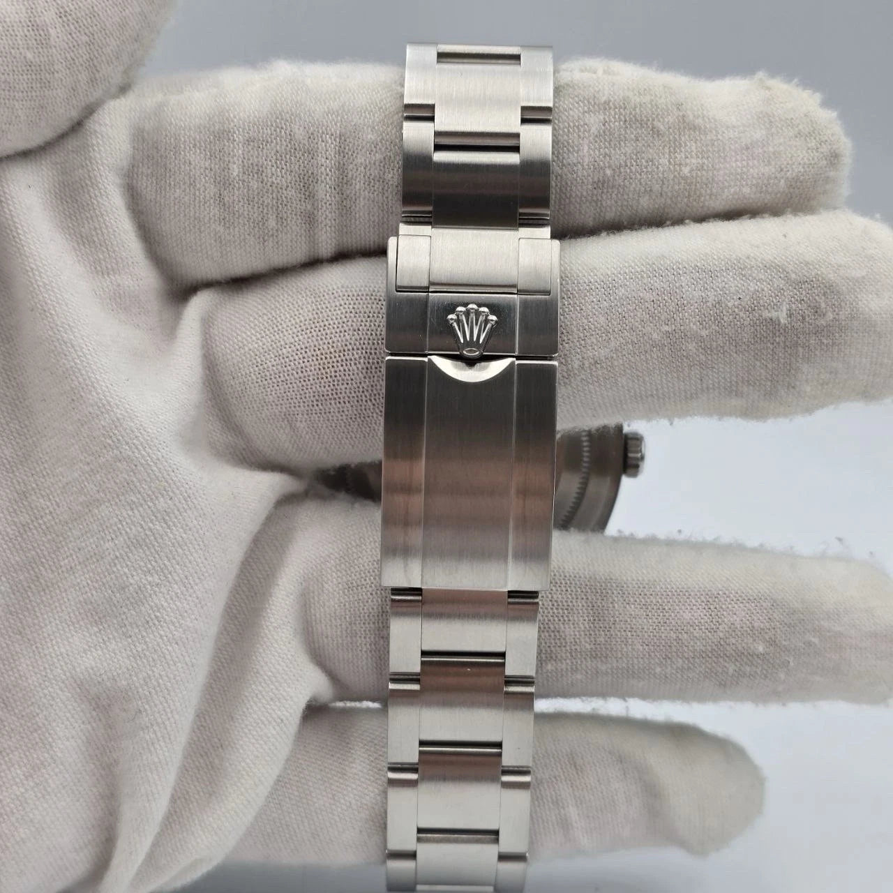 Rolex Explorer I 214270 Black Stainless Steel MK2 39mm Watch