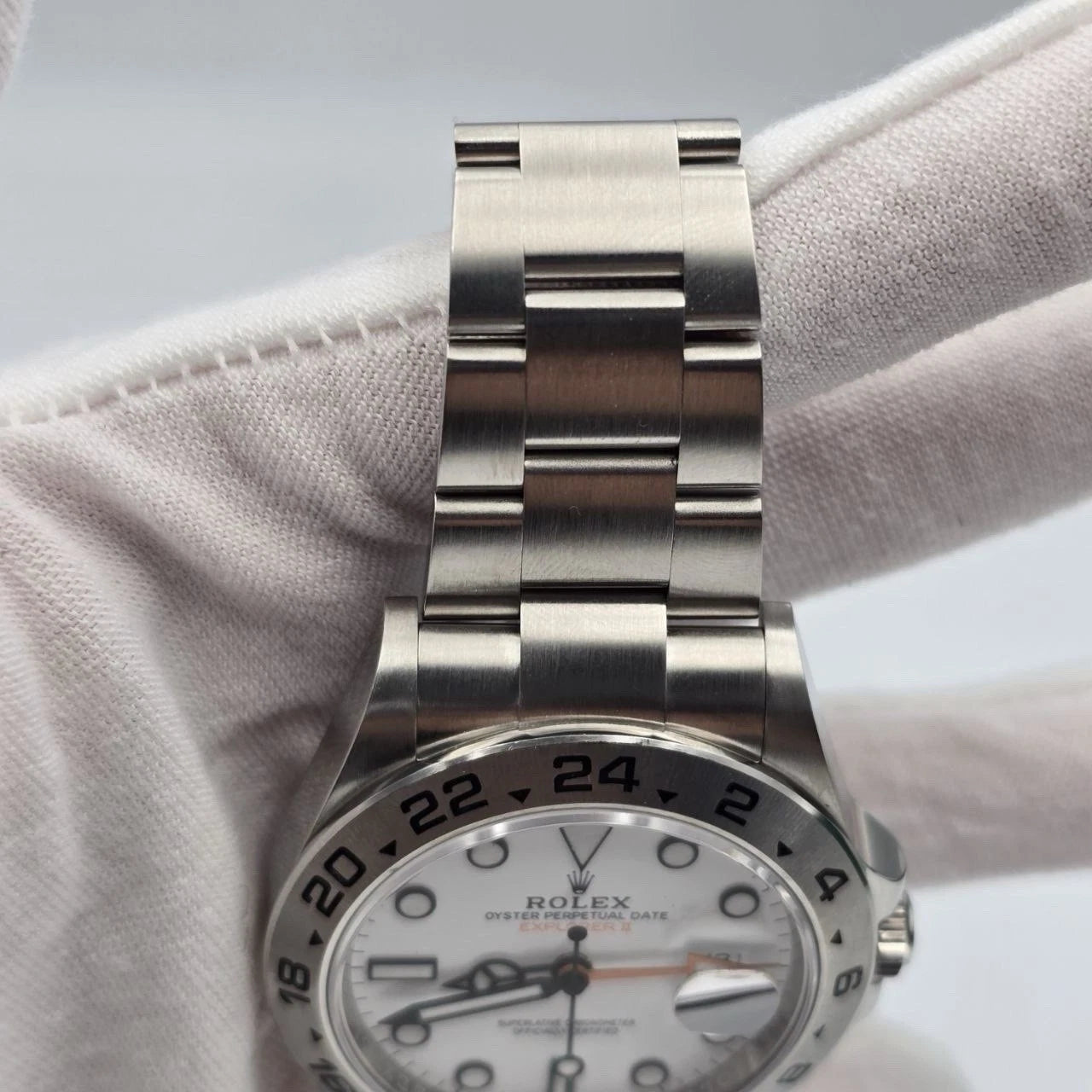 2023 PAPERS Rolex Explorer II 42mm 226570 Stainless Steel Polar White Dial BOX