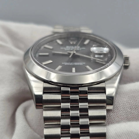 PAPERS 2021 Rolex Datejust 41mm 126300 Rhodium Grey Smooth Bezel Jubilee BOX