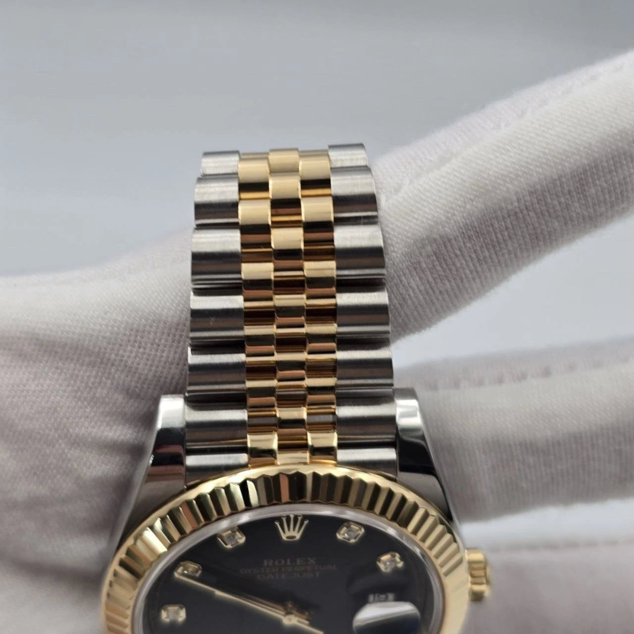 2023 PAPERS Rolex Datejust 41mm 18K TT Black Diamond Dial Jubilee 126333 BOX