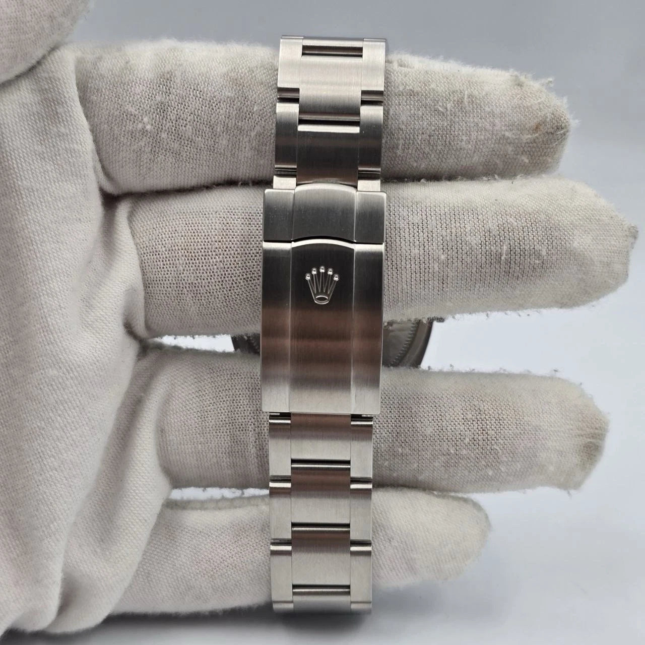Rolex Oyster Perpetual 126000 Blue Dial